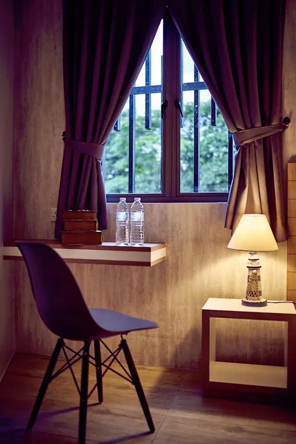 Lighthouse Hotel & Shortstay @ Damansara Uptown Petaling Jaya