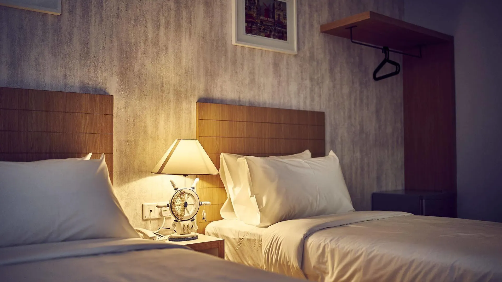 Lighthouse Hotel & Shortstay @ Damansara Uptown Petaling Jaya